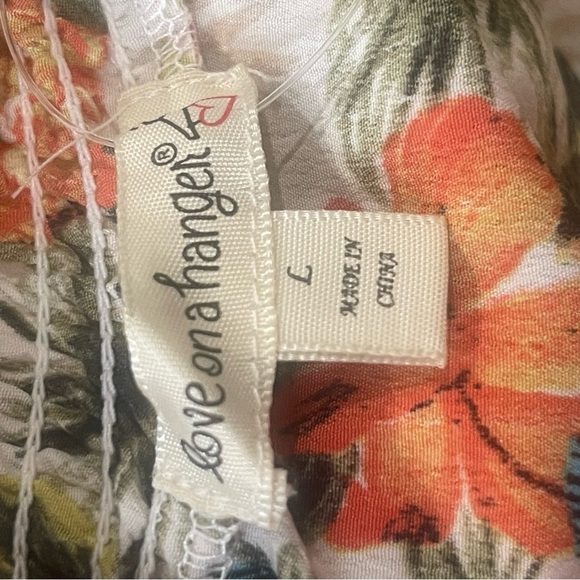 Love on a hanger floral, print size large - Picture 6 of 6